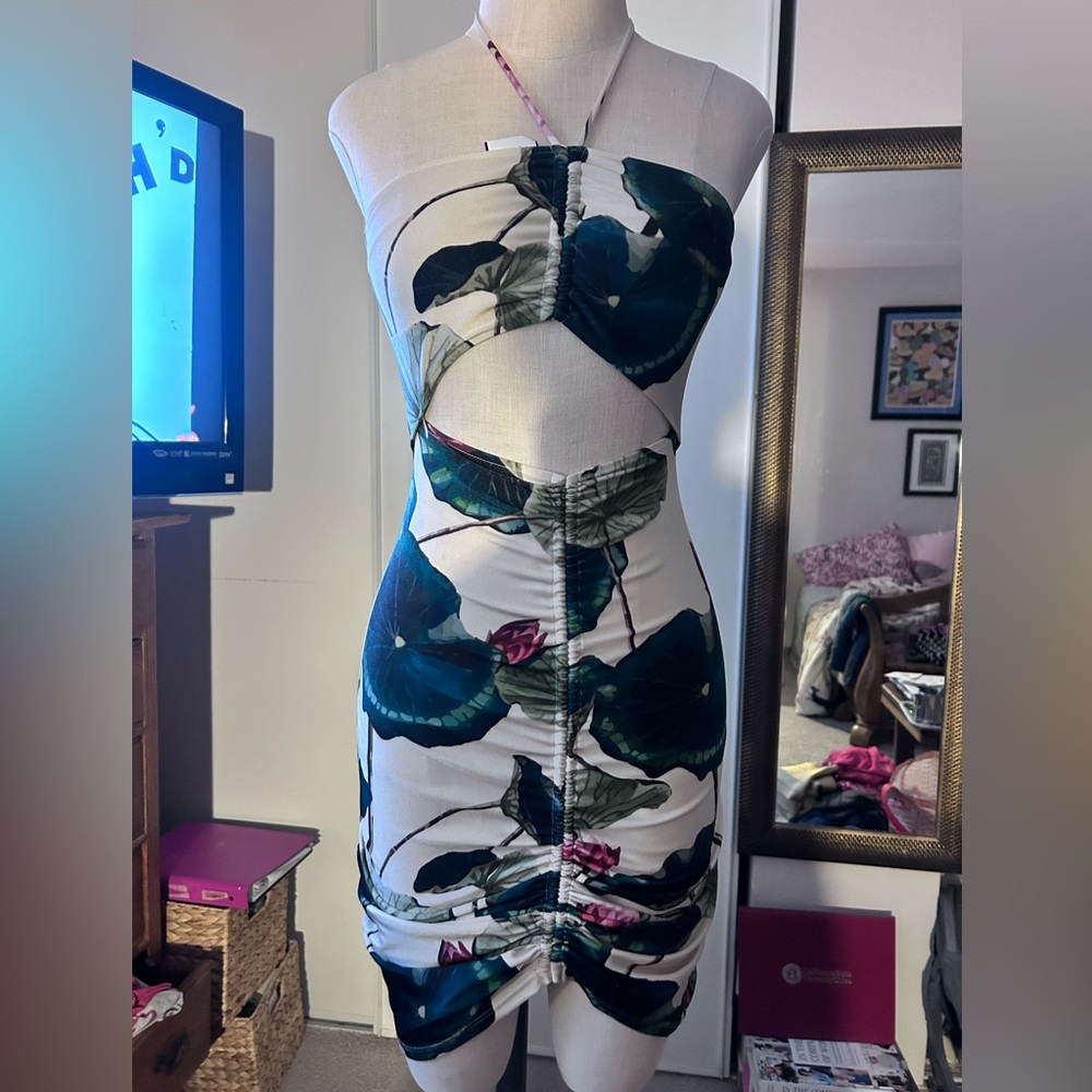 Tropical Leaf Print Cut-Out Dress